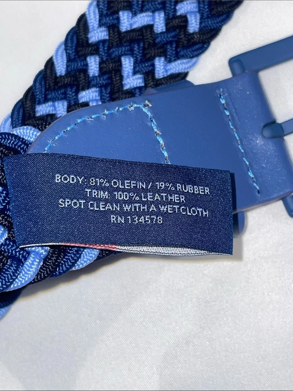 Vineyard Vines Performance Bungee Belt. Large